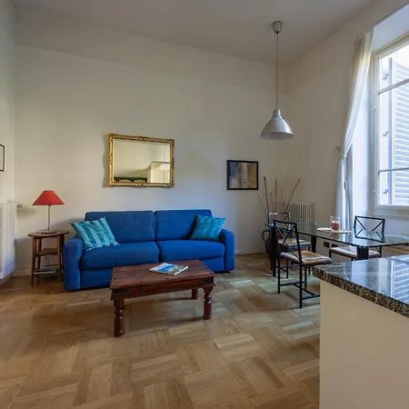 Colonna Apartment Florence