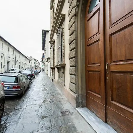 Colonna Apartment Florence